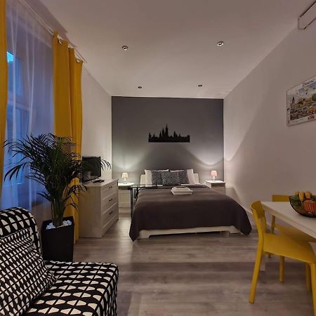 L-2 Krakow Center Studio O&P Apartfamily Buitenkant foto