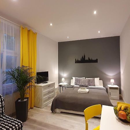 L-2 Krakow Center Studio O&P Apartfamily Buitenkant foto