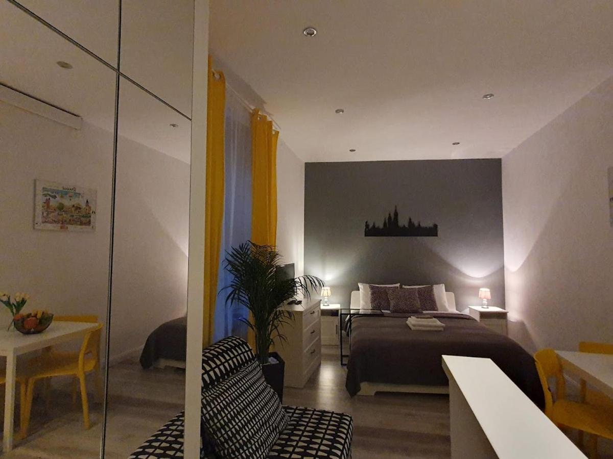 L-2 Krakow Center Studio O&P Apartfamily Buitenkant foto