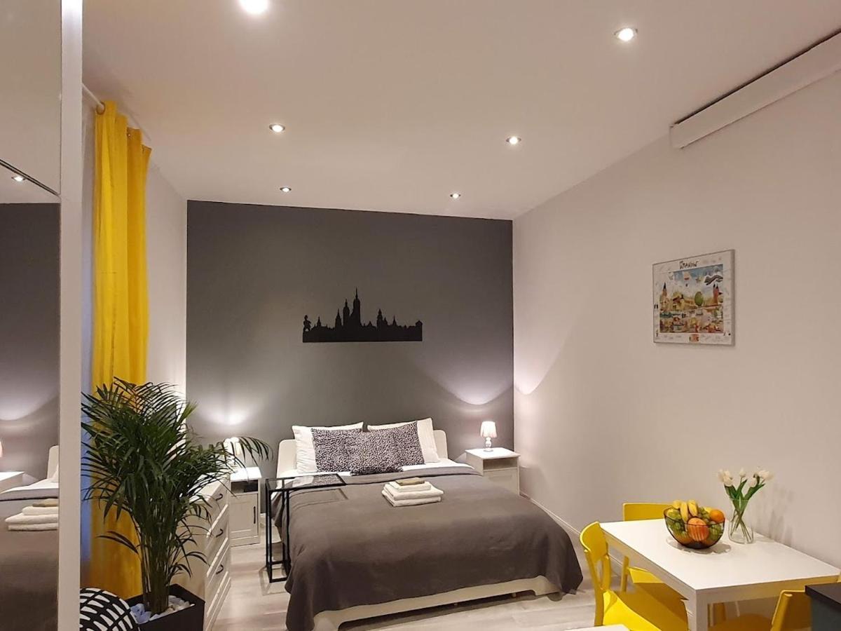 L-2 Krakow Center Studio O&P Apartfamily Buitenkant foto