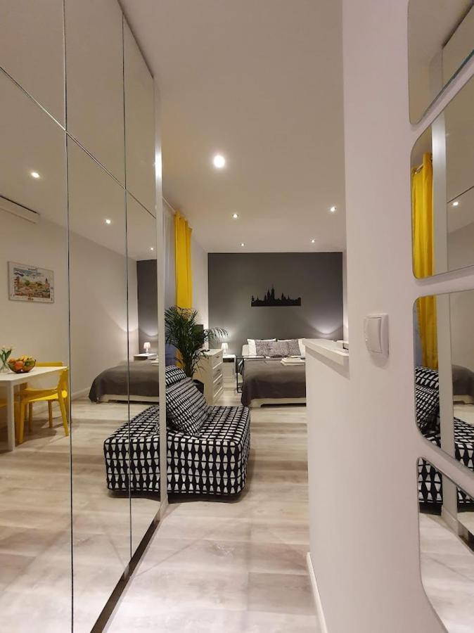 L-2 Krakow Center Studio O&P Apartfamily Buitenkant foto